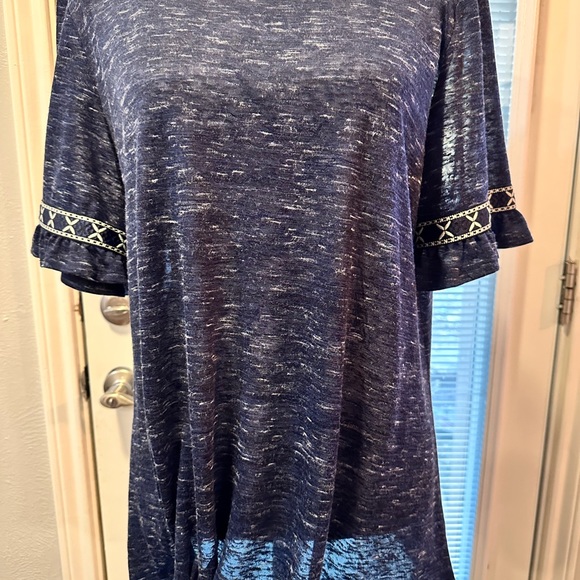 🌻Apt 9 Tied Front Blouse w/Ruffle Sleeve🌻 - Picture 2 of 7